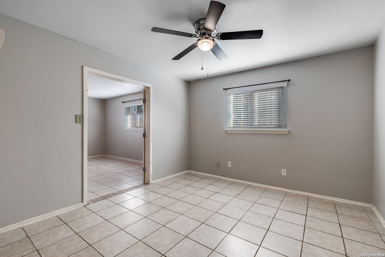 5527 Slattery, , 78240 — photo 1