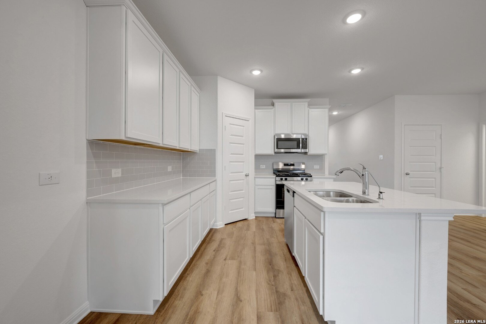 6220 Medina Oasis, ,  78245 — photo 1