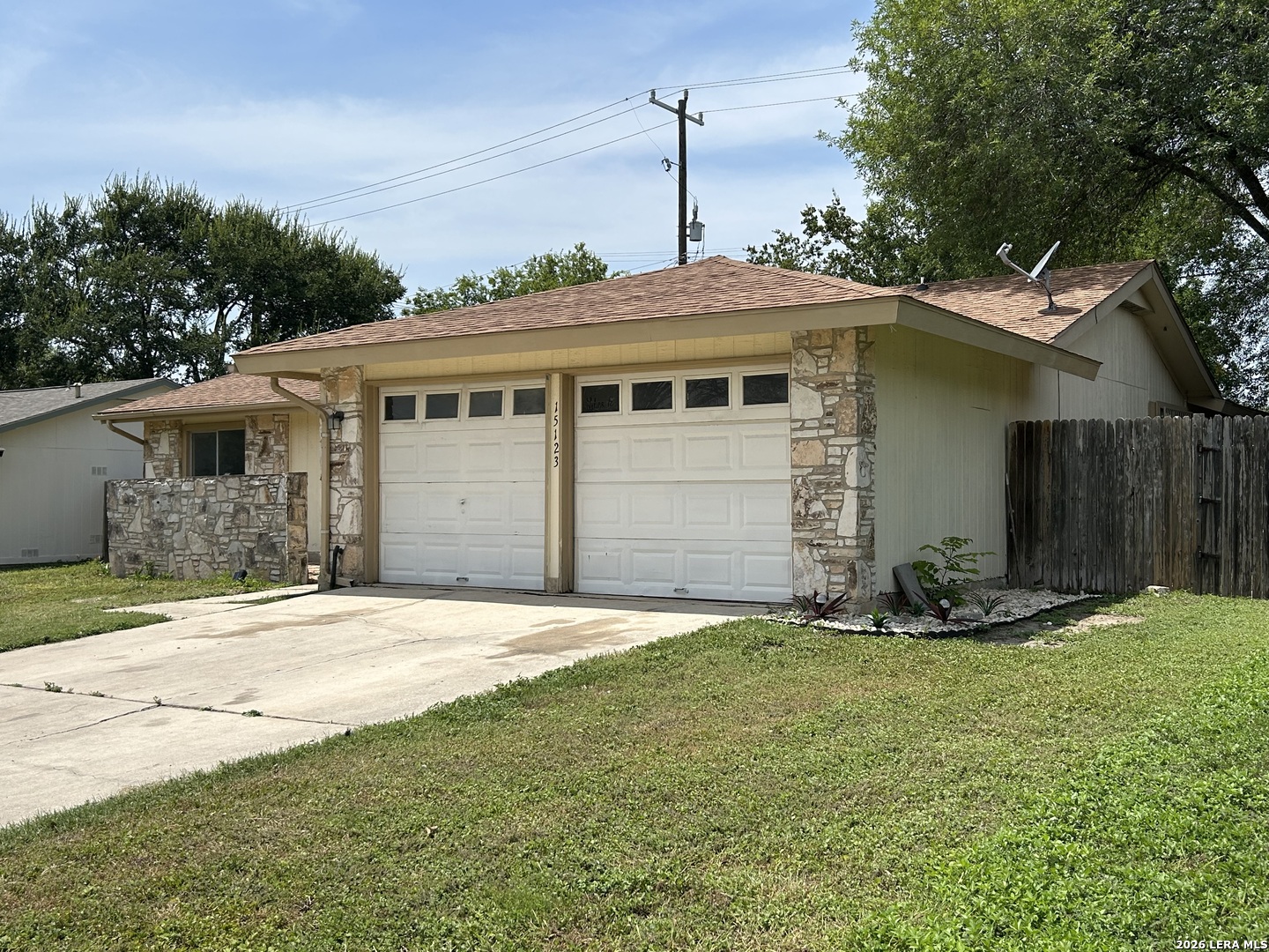 15123 Branding Iron, ,  78247 — photo 1