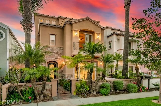 225 11th, Huntington Beach, CA 92648 — photo 1