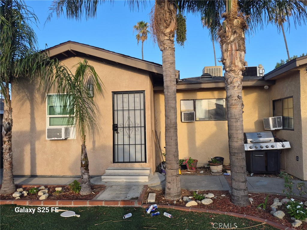 9143 Tamarind, Fontana, CA 92335 — photo 1