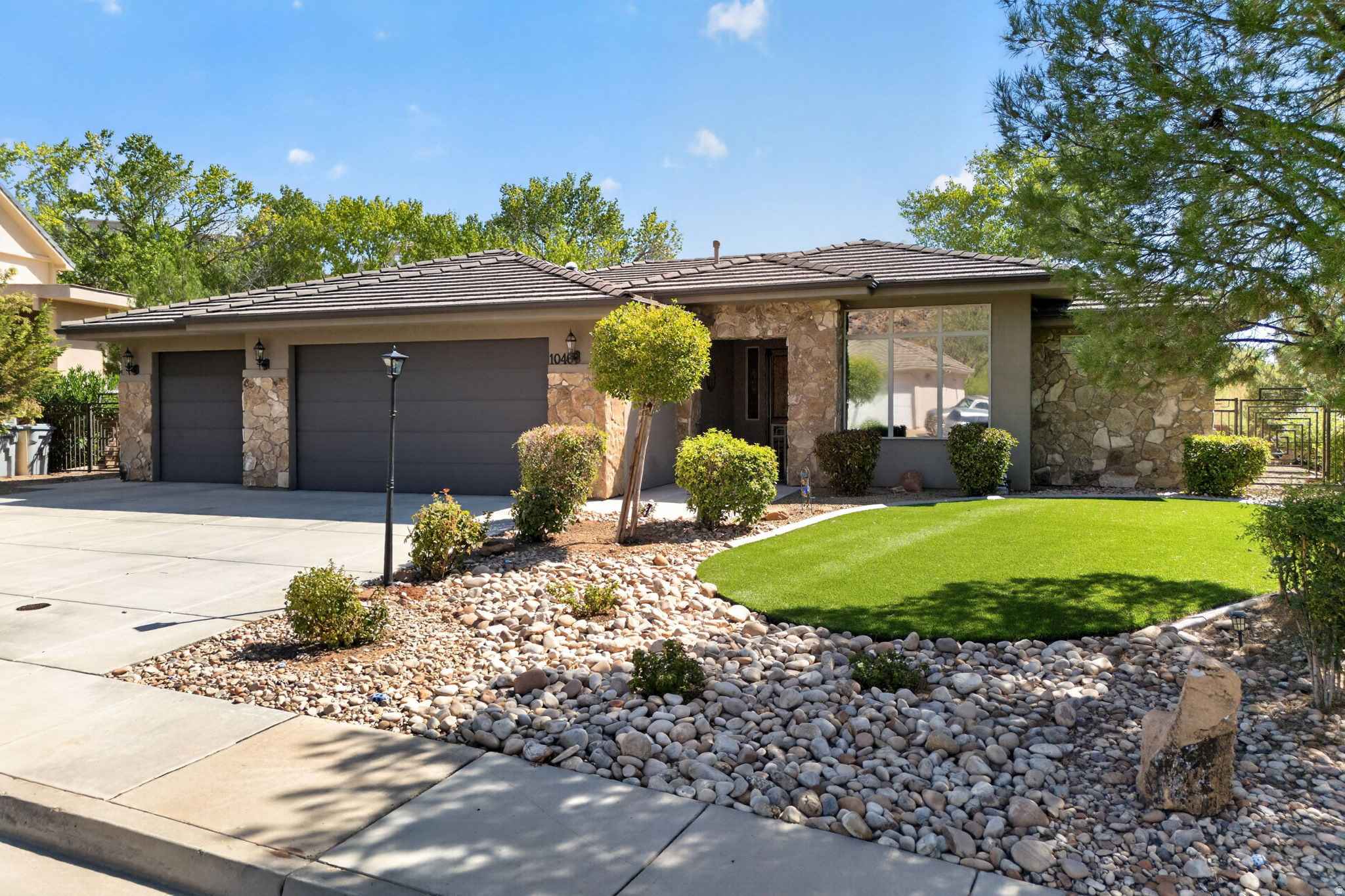 1046 N 1700 E, St. George, UT 84770 — photo 1