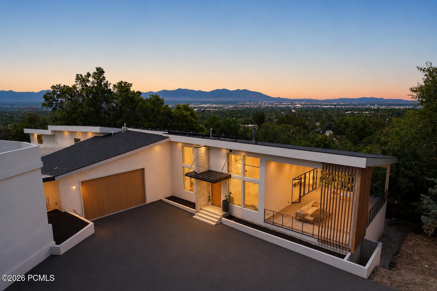2662 E Comanche Drive, Salt Lake City, UT 84108 — photo 1