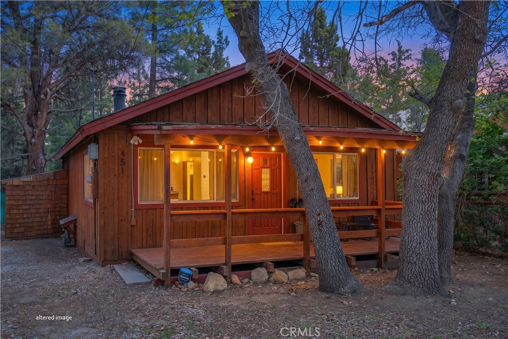 451 Cedar Lane, Sugarloaf, CA 92386 — photo 1