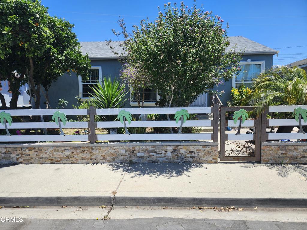 210 Harding Avenue, Oxnard, CA 93030 — photo 1