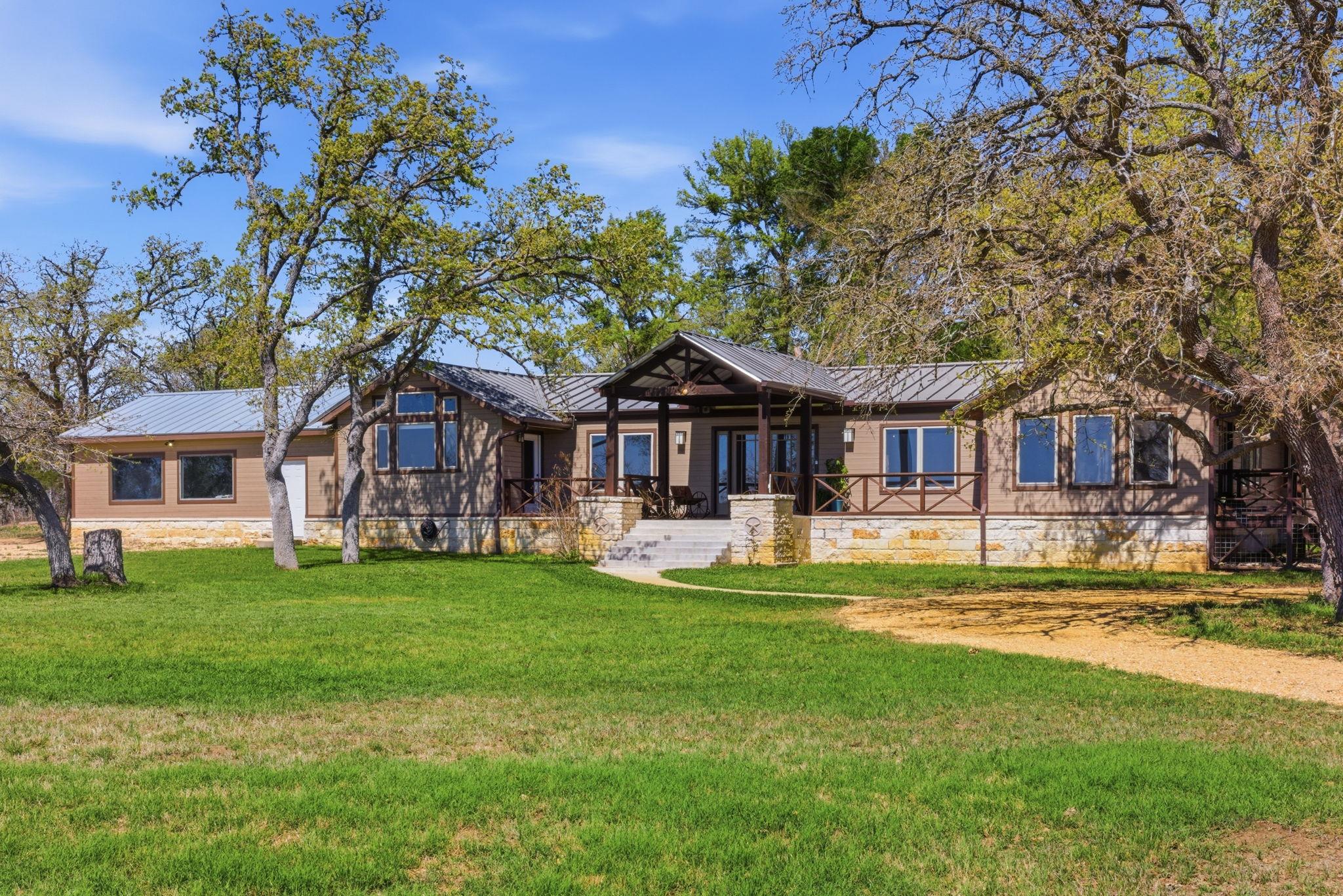 18335 FM 86, Red Rock, TX 78662 — photo 1