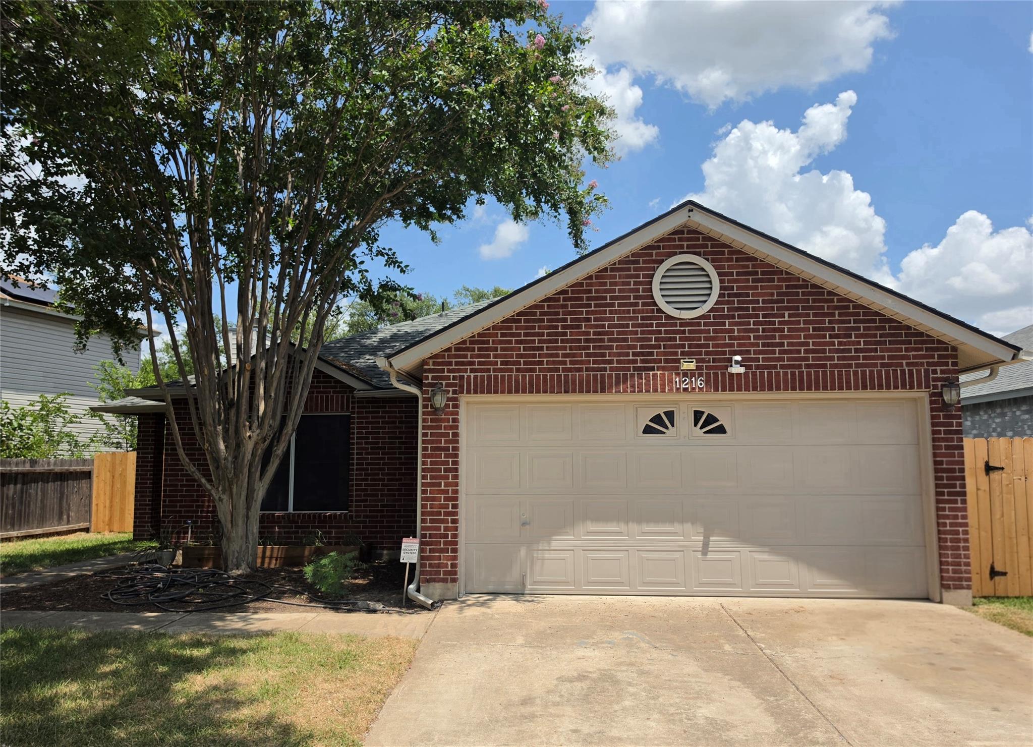 1216 Bradbury Ln, Austin, TX 78753 — photo 1