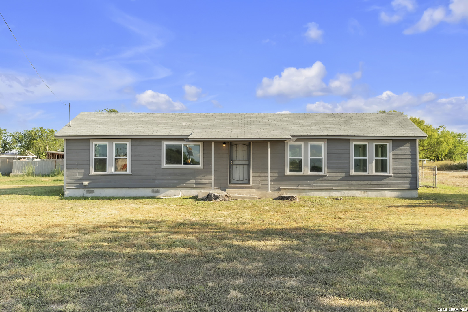 622 Gillette, San Antonio, TX 78221 — photo 1