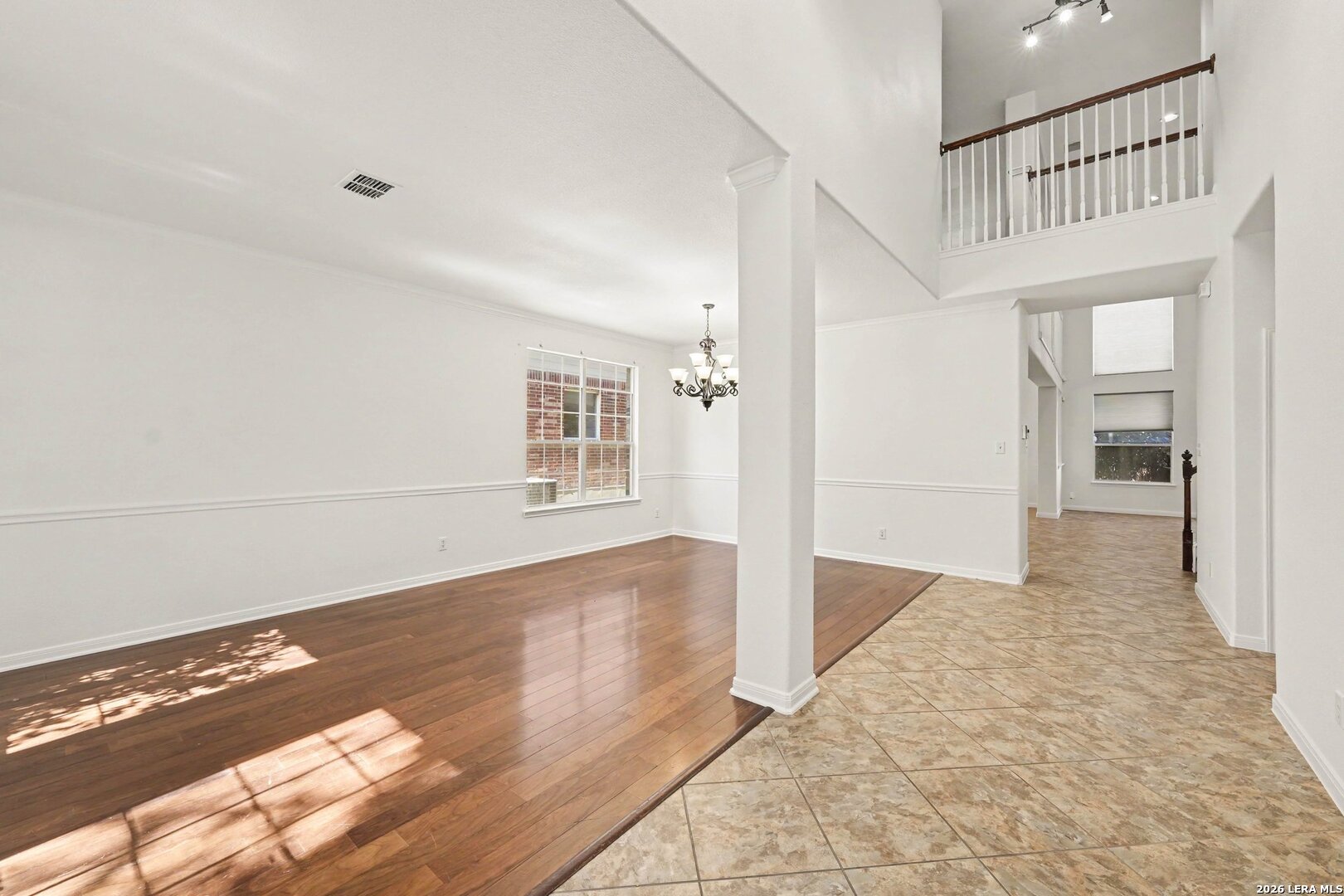 623 Midway Crst, ,  78258 — photo 1