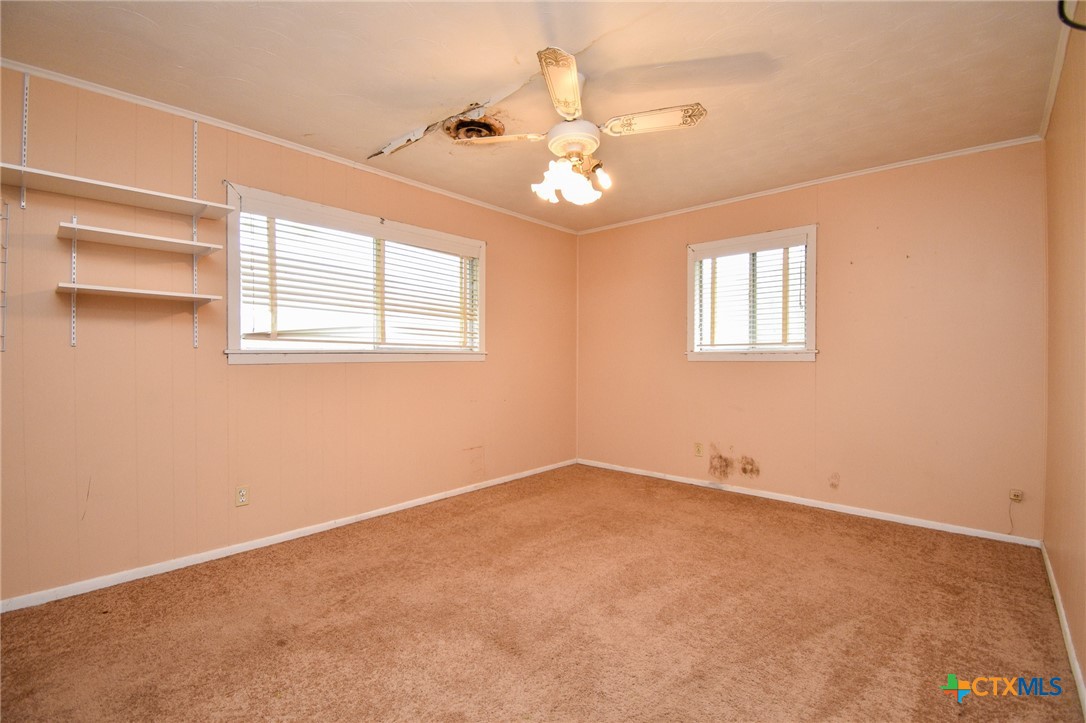 2215 Larry, Port Lavaca, TX 77979 — photo 1