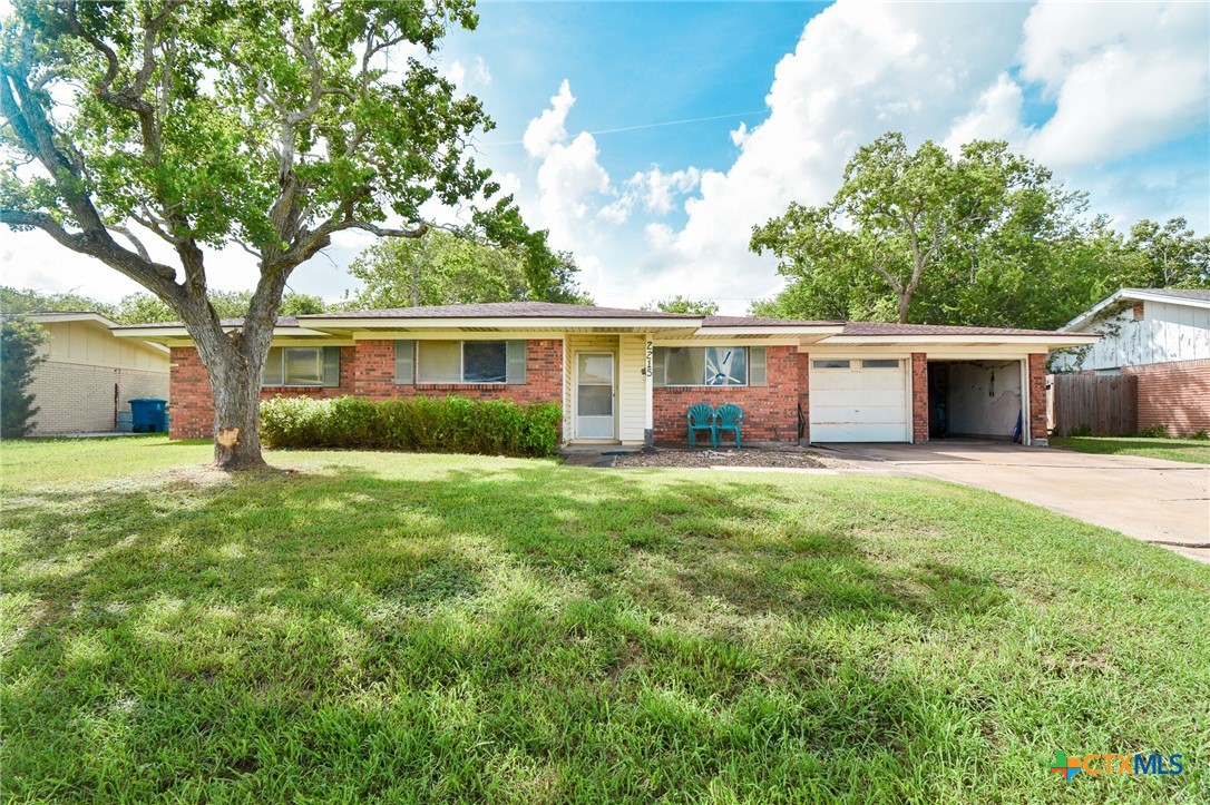 2215 Larry Drive, Port Lavaca, TX 77979 — photo 1