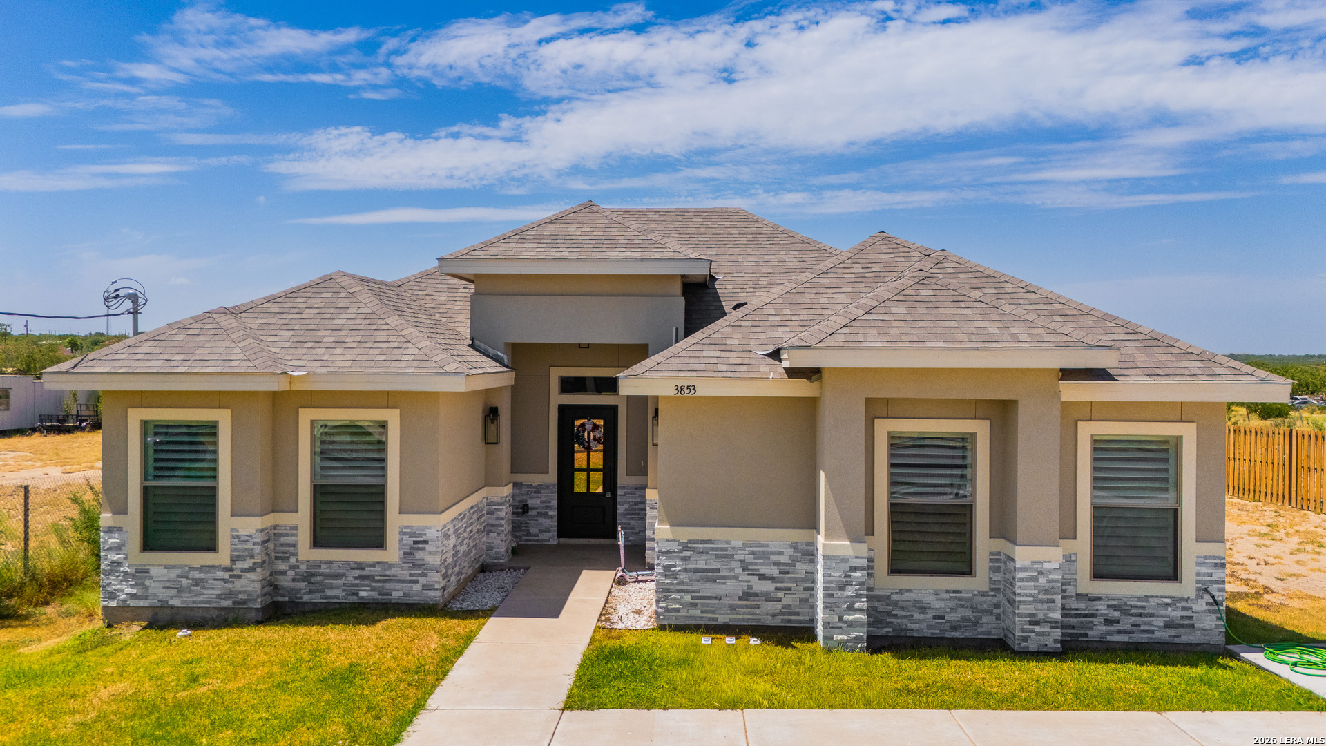3853 WHITE TAIL DR, Eagle Pass, TX 78852 — photo 1