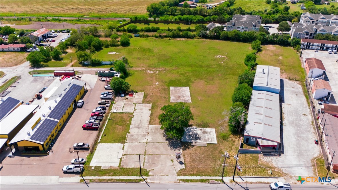 3105 Houston, Victoria, TX 77901 — photo 1