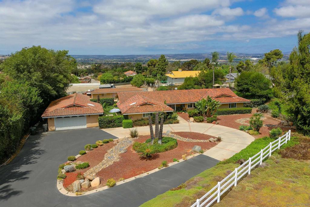 2720 Mason Way, Vista, CA 92084 — photo 1