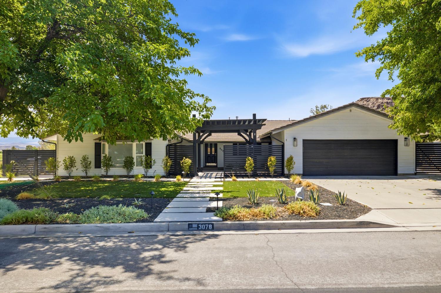 3078 Wesley Powell DR, St George, UT 84790 — photo 1