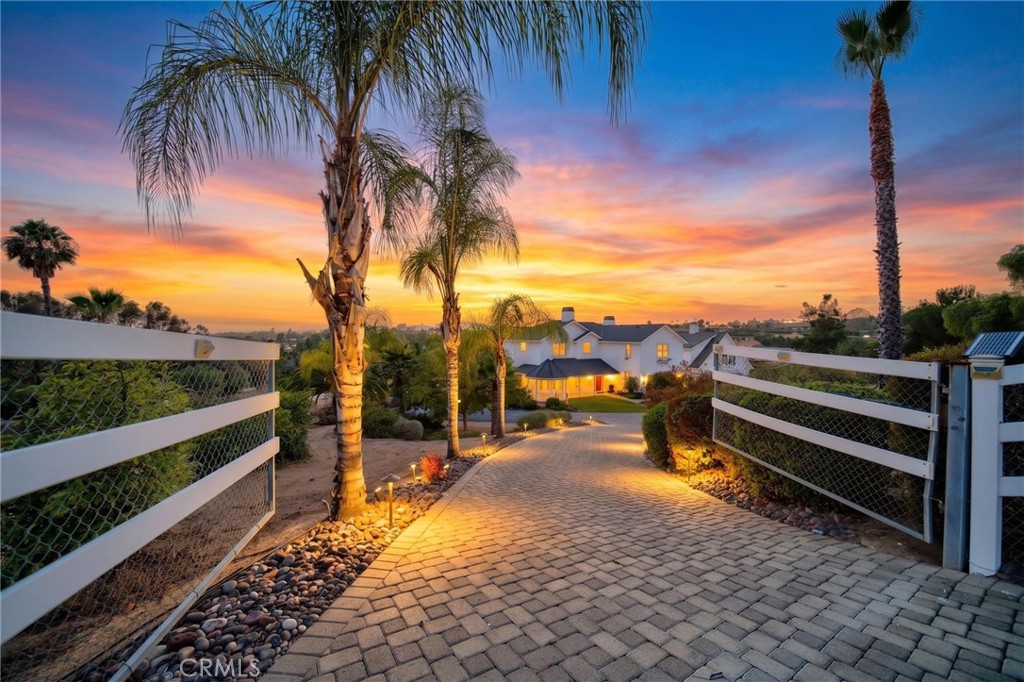 1130 Sierra Bonita, Fallbrook, CA 92028 — photo 1