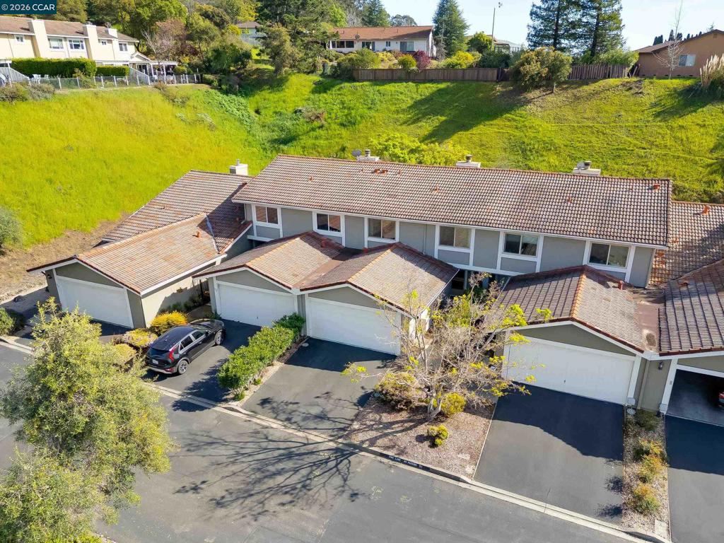 131 Ironwood, Oakland, CA 94605 — photo 1