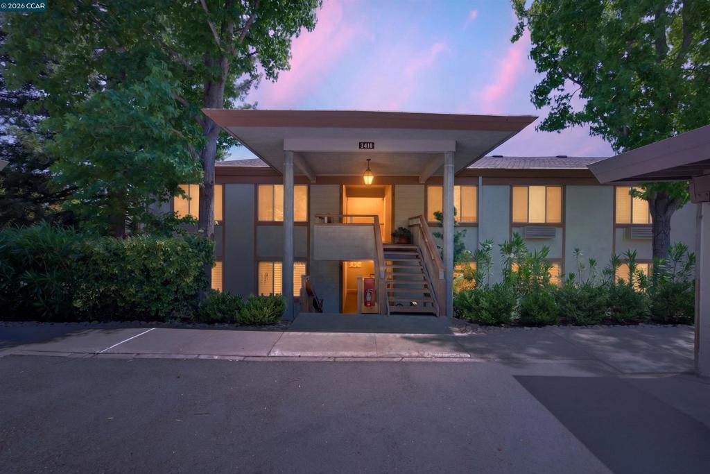 3410 Tice Creek Dr 2, Walnut Creek, CA 94595 — photo 1