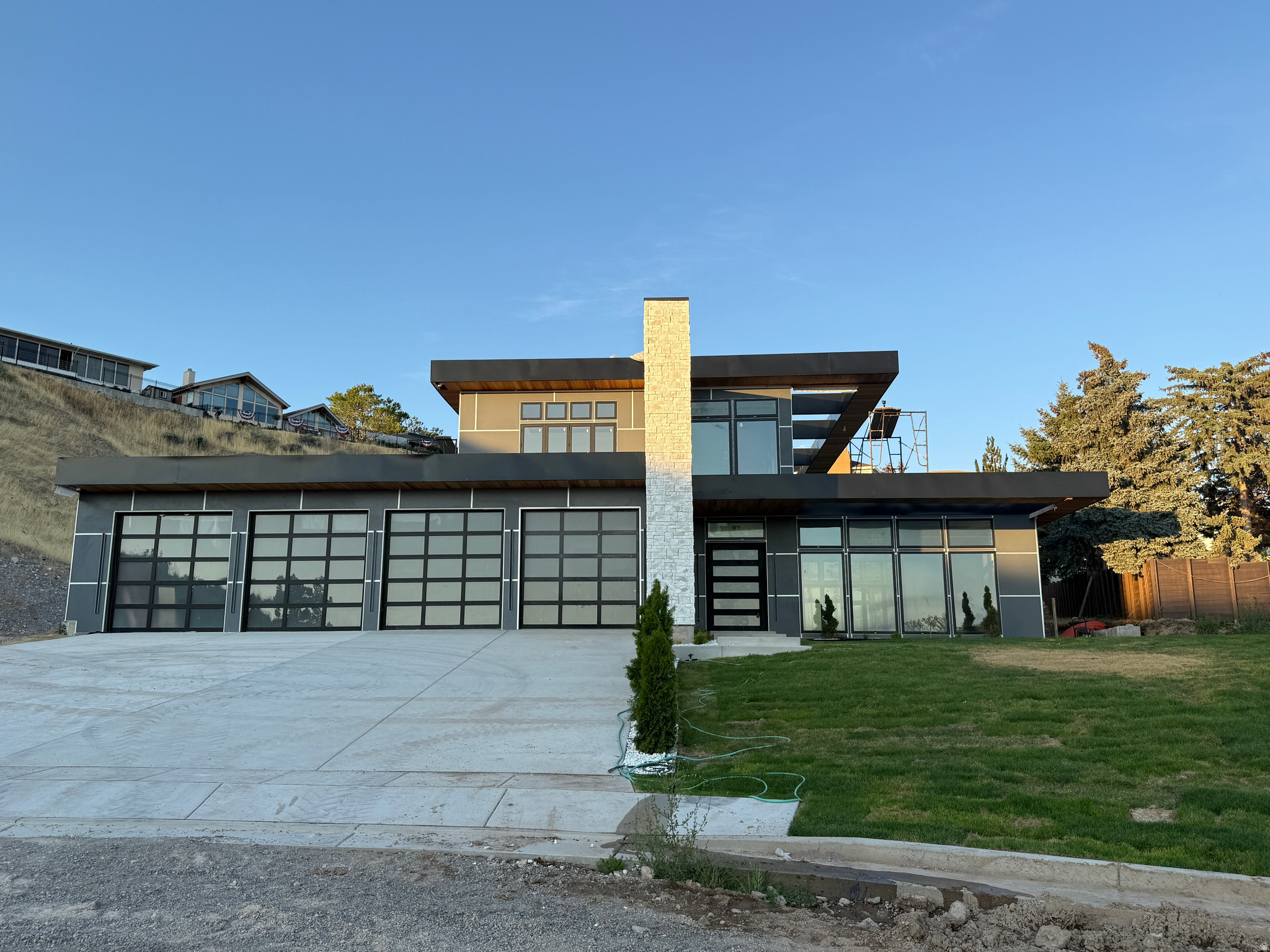 422 N CASTOR LN, Salt Lake City, UT 84103 — photo 1