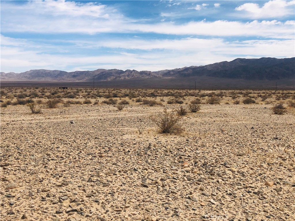 5 Montgomery Drive, 29 Palms, CA 92277 — photo 1