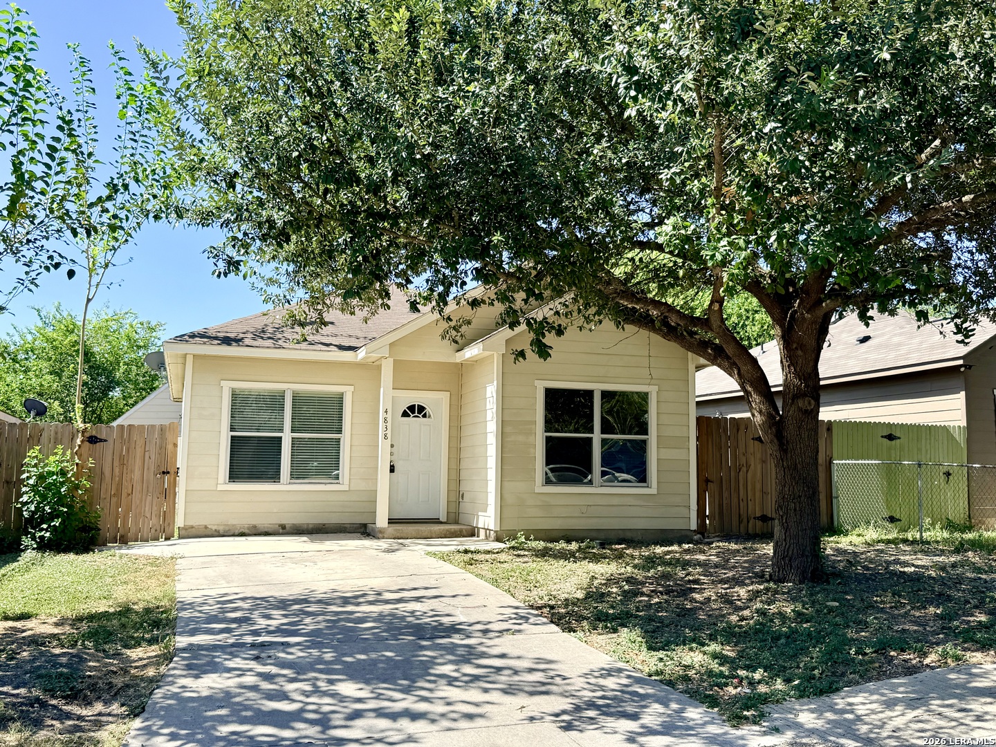 4838 Fortuna Pl, San Antonio, TX 78237 — photo 1