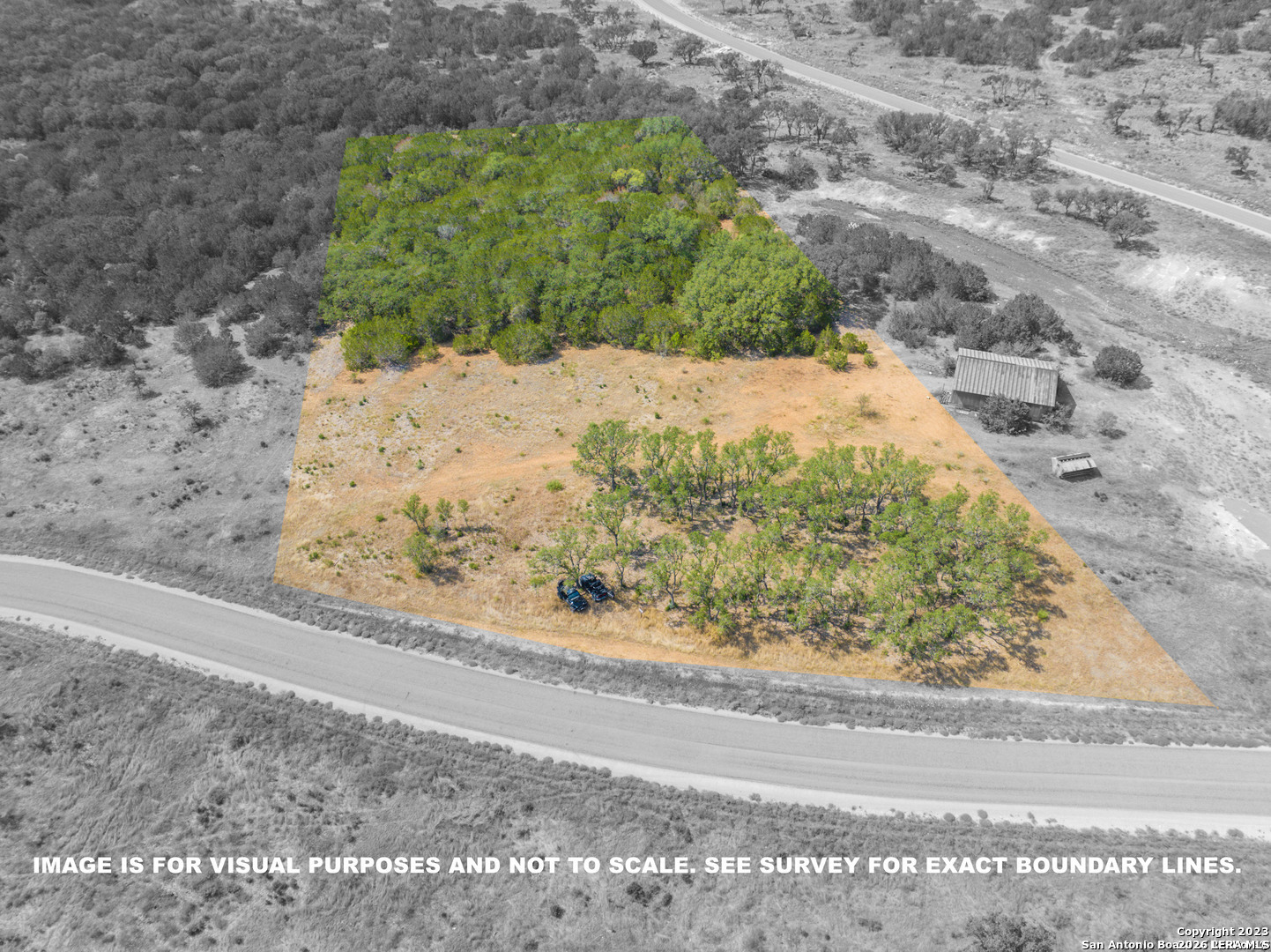 186 GRAND RNCH, Hondo, TX 78861 — photo 1
