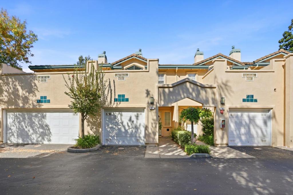 4173 El Camino Real 17, Palo Alto, CA 94306 — photo 1