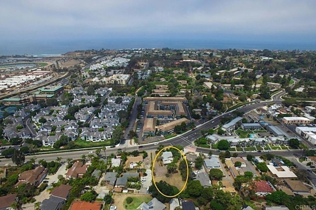 880 Stevens Avenue, Solana Beach, CA 92075 — photo 1