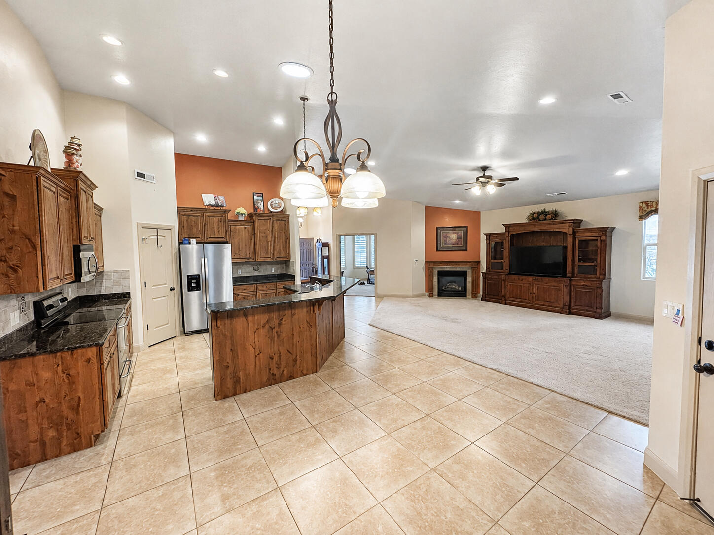 709 W Windsor DR, St George, UT 84770 — photo 1