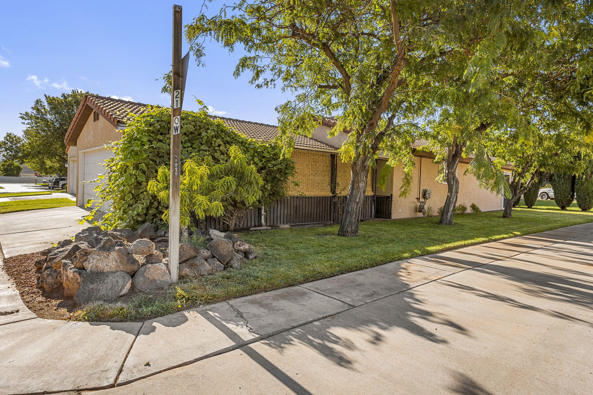 2137 W 70 S, Hurricane, UT 84737 — photo 1