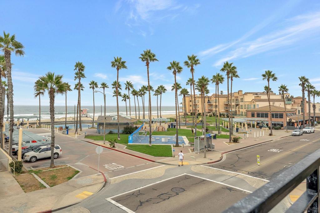 807 Seacoast Dr, Imperial Beach, CA 91932 — photo 1