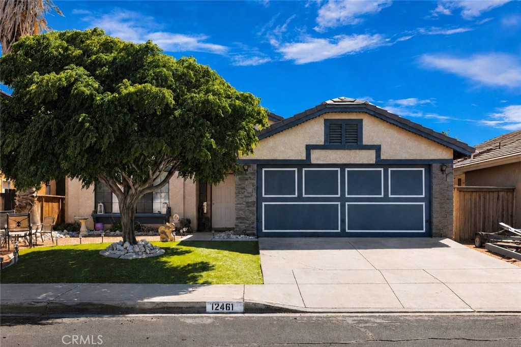 12461 Emeraldstone, Victorville, CA 92392 — photo 1