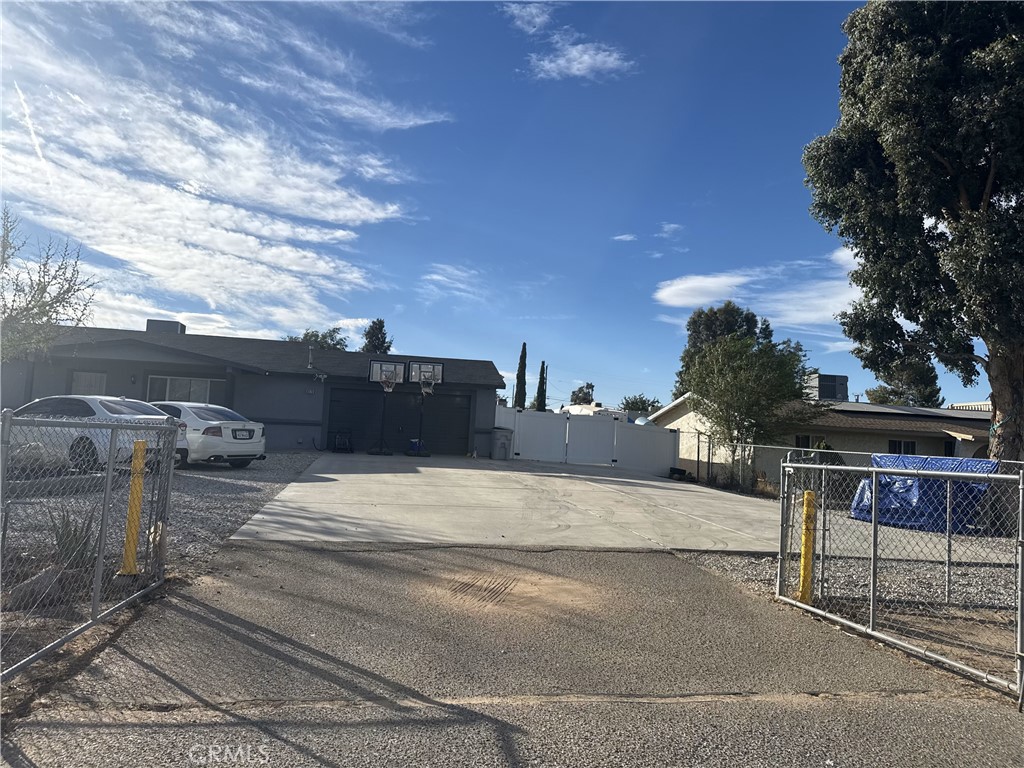 9378 Guava, Hesperia, CA 92345 — photo 1