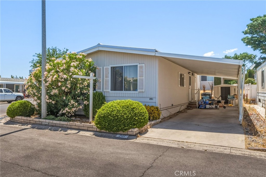 20683 Waalew Road B201, Apple Valley, CA 92307 — photo 1