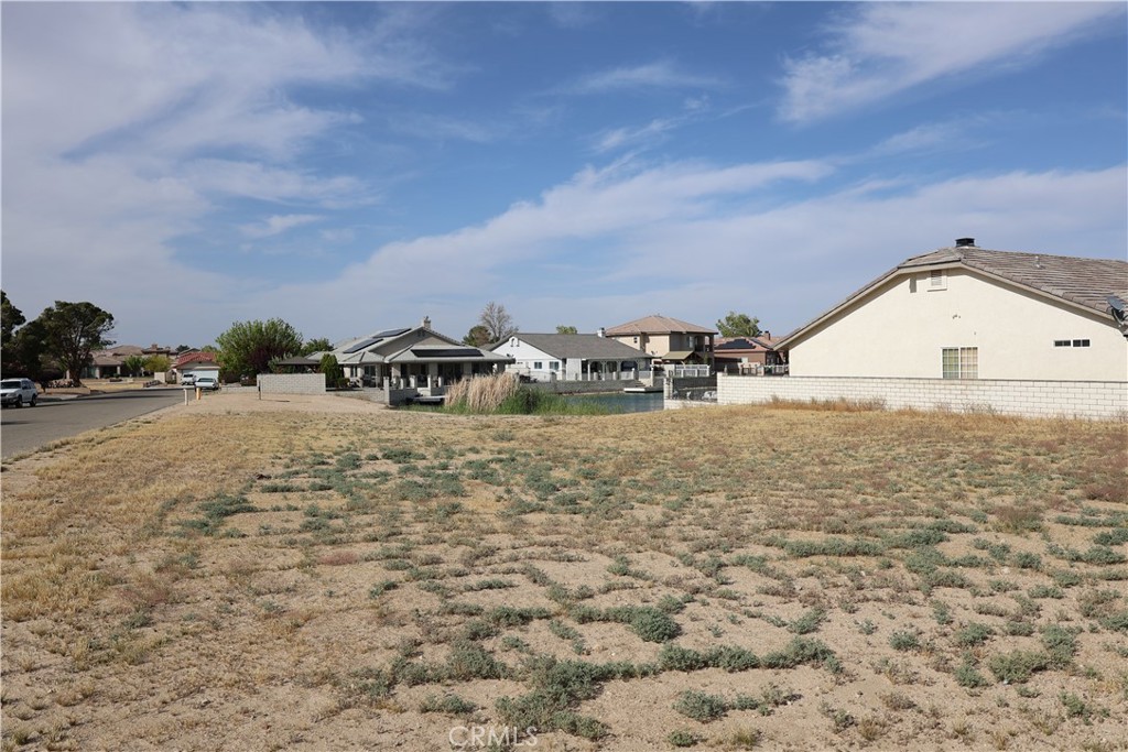 14354 Ironsides, Helendale, CA 92342 — photo 1