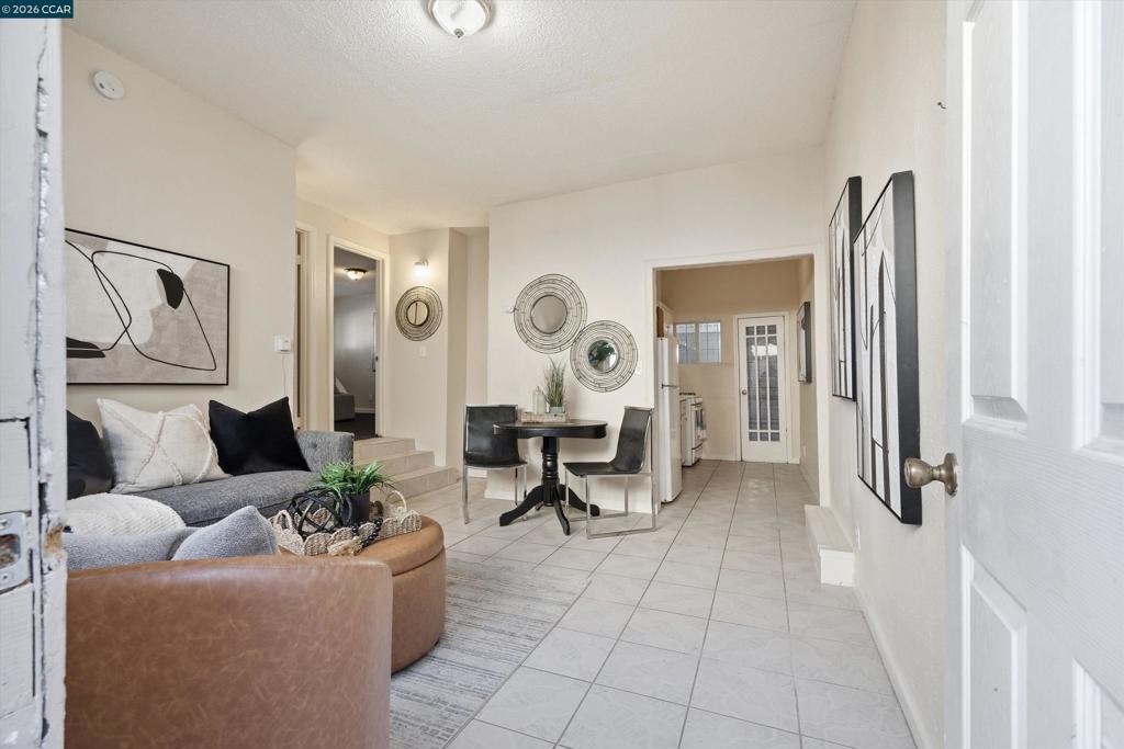 2150 35Th Ave, Oakland, CA 94601 — photo 1