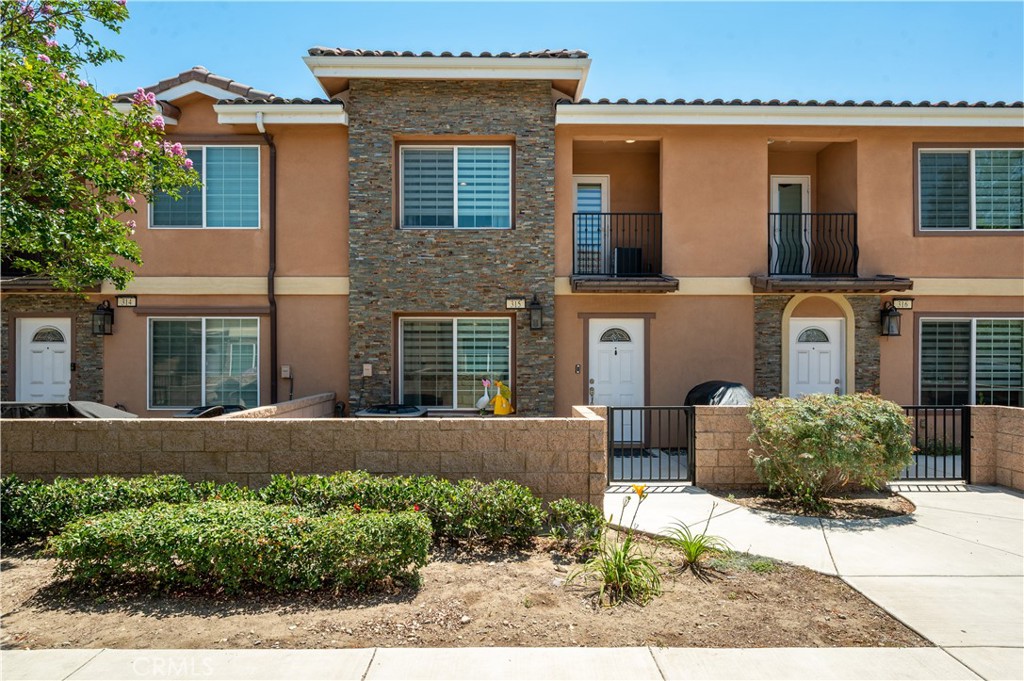16408 Valencia 315, Fontana, CA 92335 — photo 1