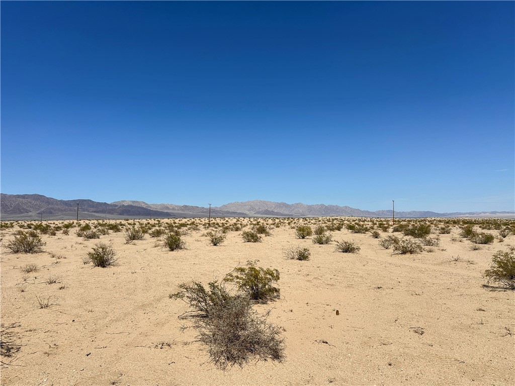 12 Cadiz Avenue, 29 Palms, CA 92277 — photo 1