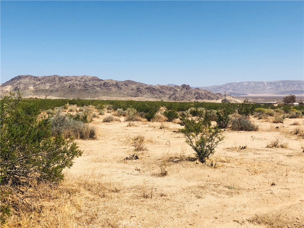 0 Near Dusty Mile Road, Landers, CA 92285 — photo 1