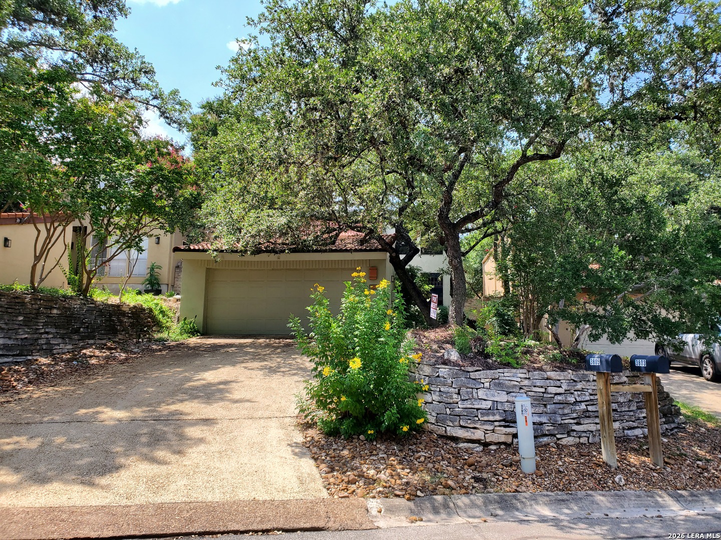 3805 Lomita, San Antonio, TX 78230 — photo 1