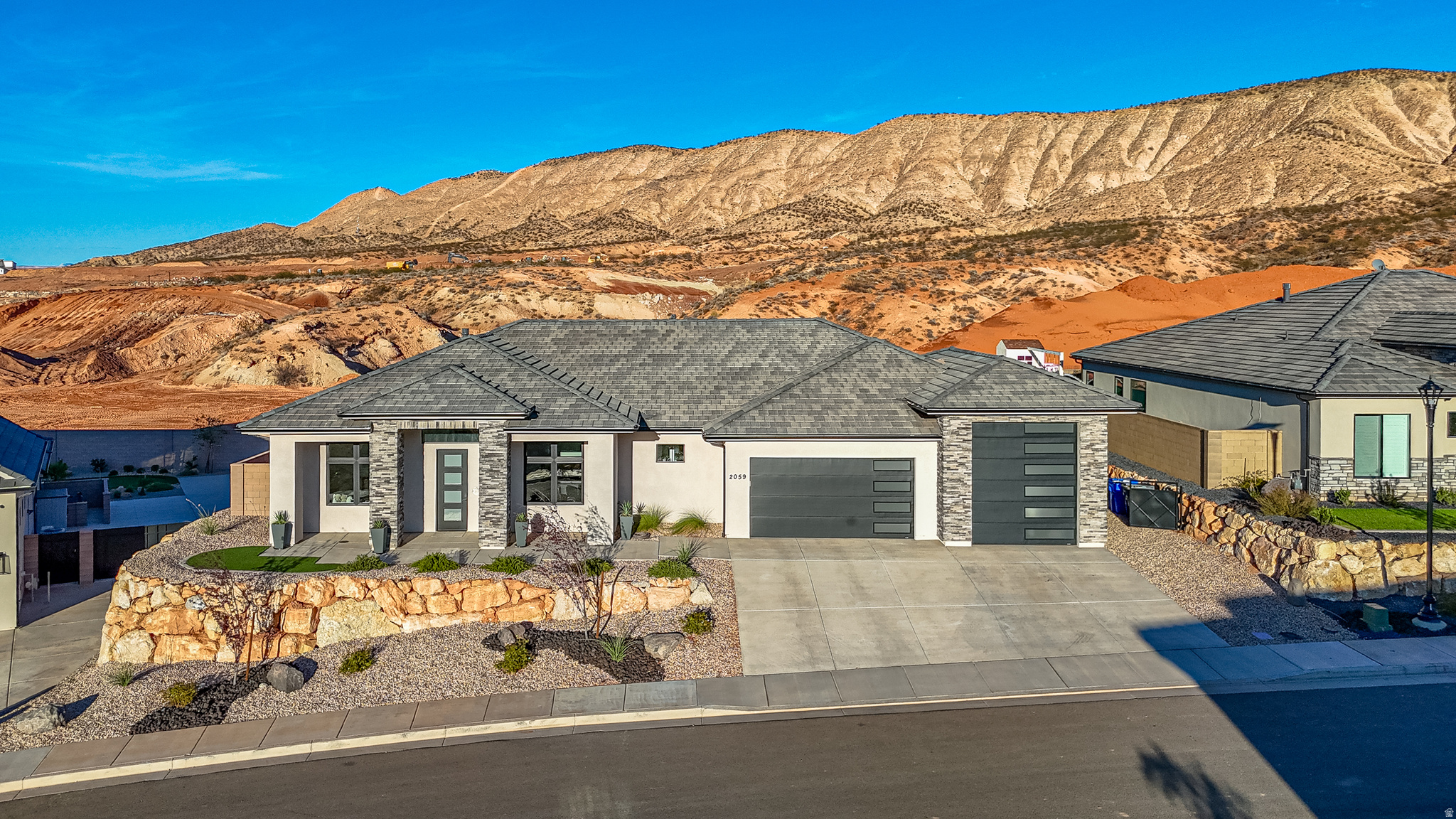 2059 S PONY, Washington, UT 84780 — photo 1