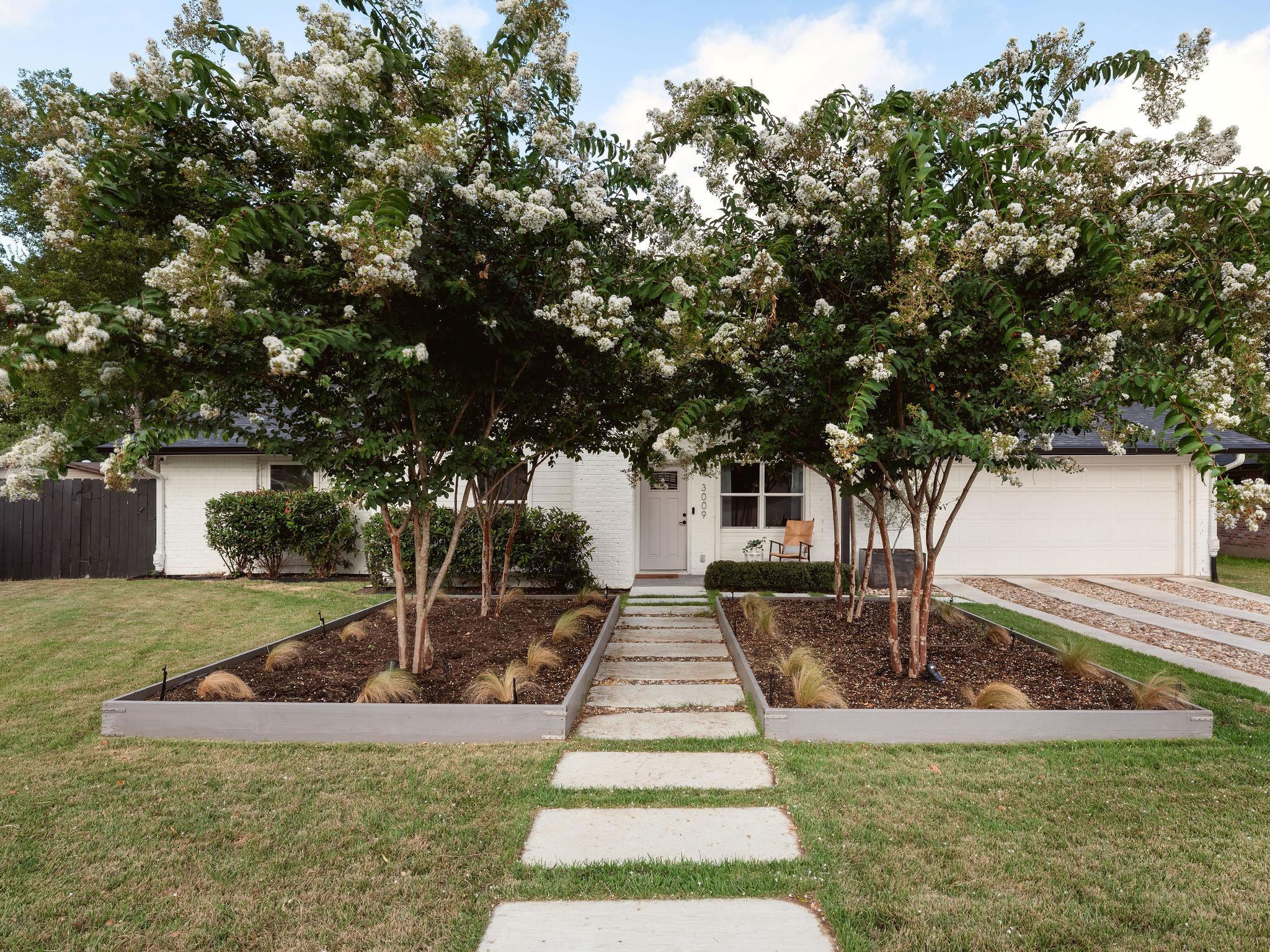 3009  Val Dr, Austin, TX 78723 — photo 1