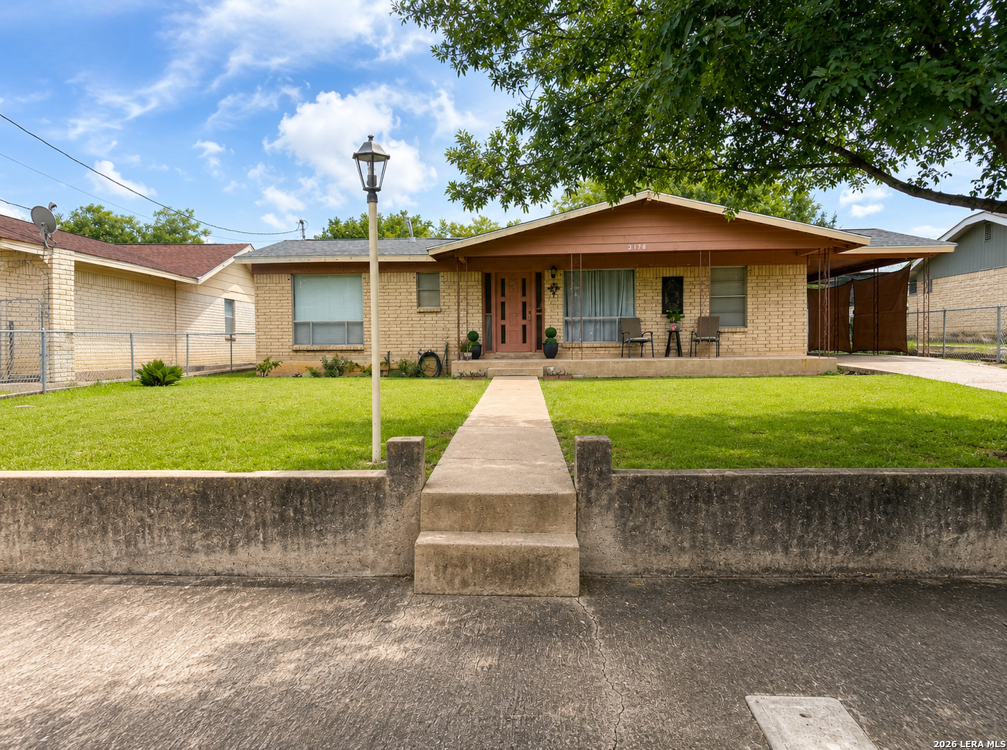 2178 Maverick Dr, Eagle Pass, TX 78852 — photo 1