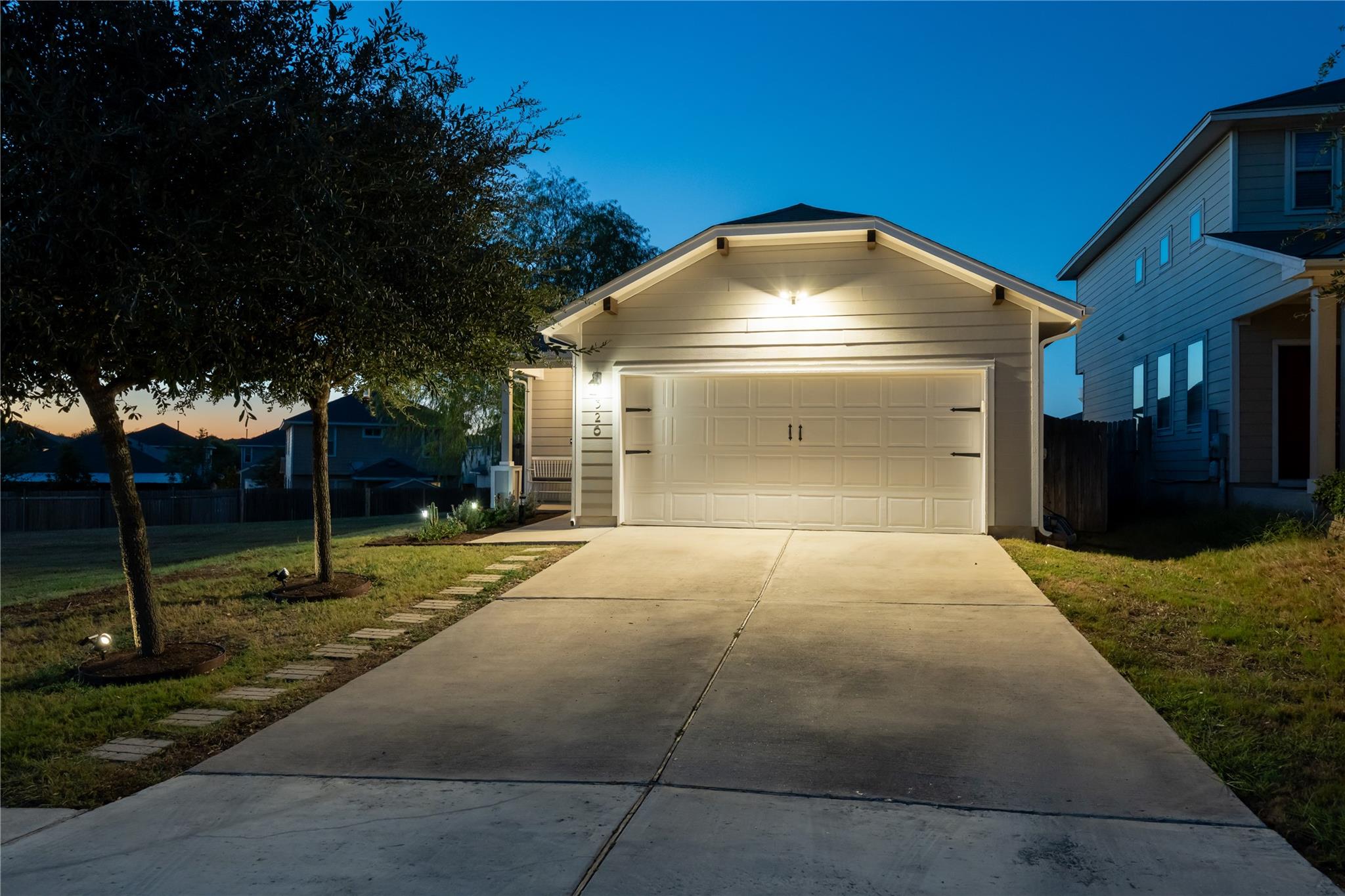 326  Pearl Way, Buda, TX 78610 — photo 1