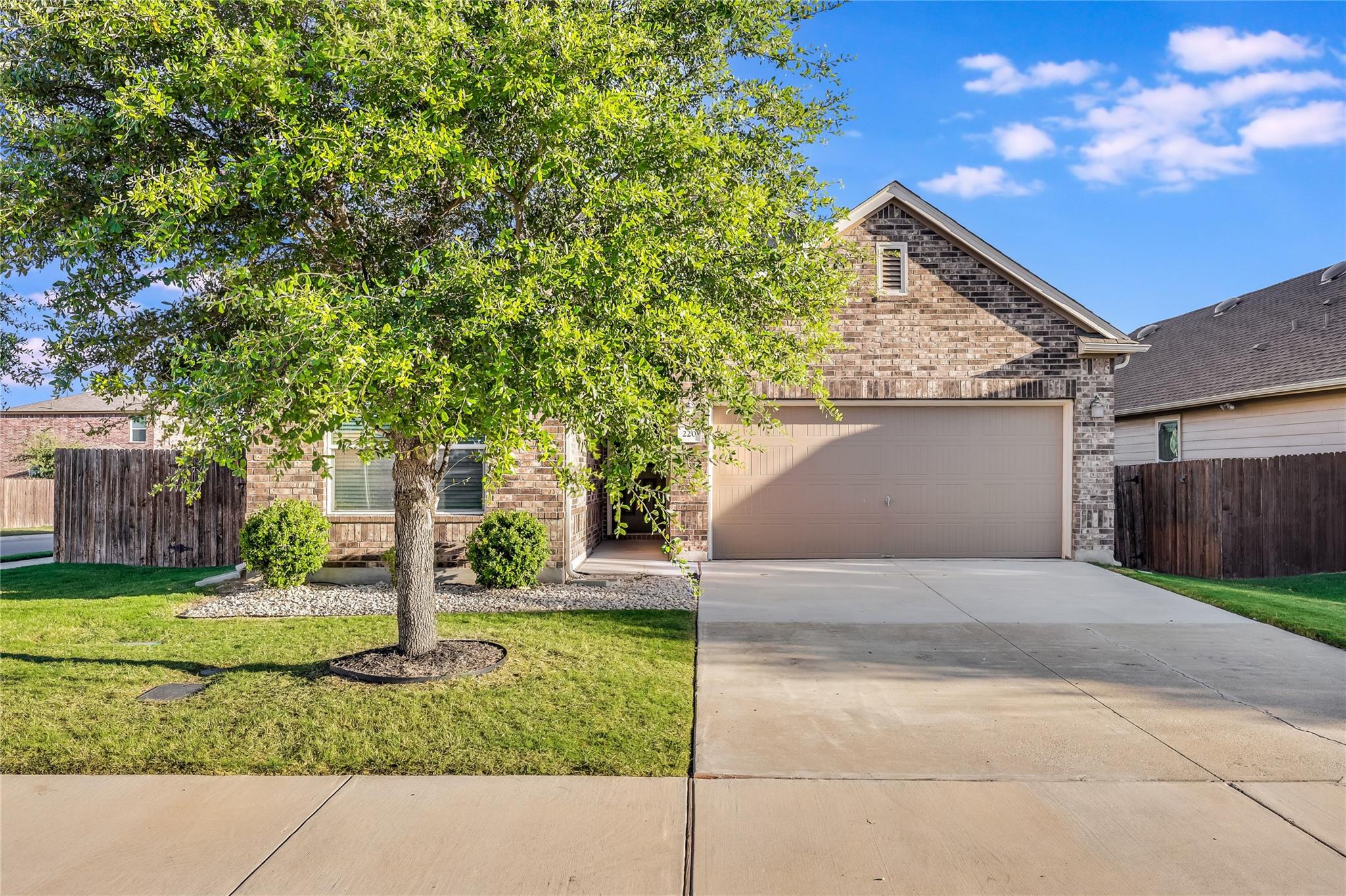 220 Rocroi Dr, Georgetown, TX 78626 — photo 1