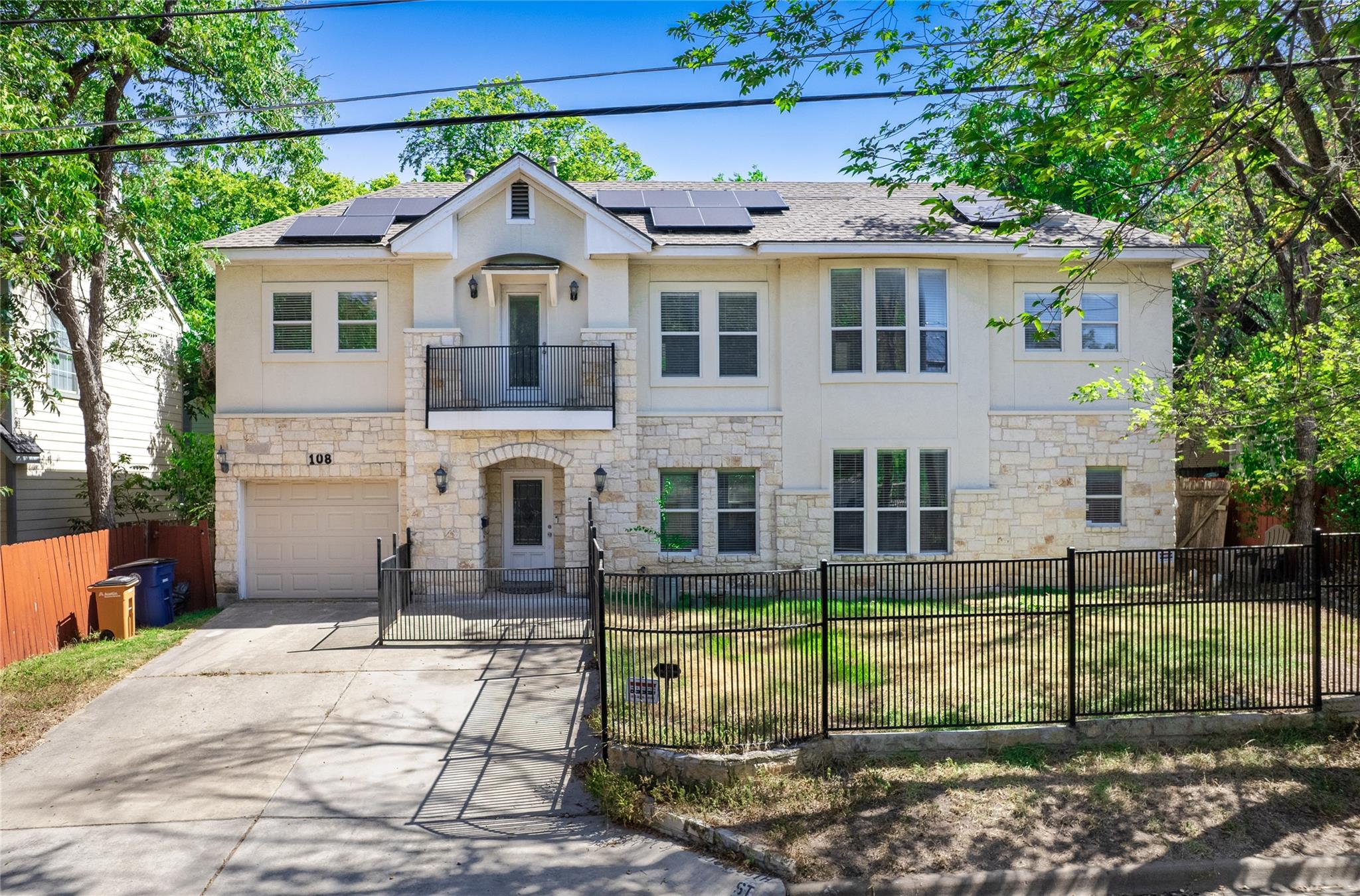 108 E 46th St, Austin, TX 78751 — photo 1