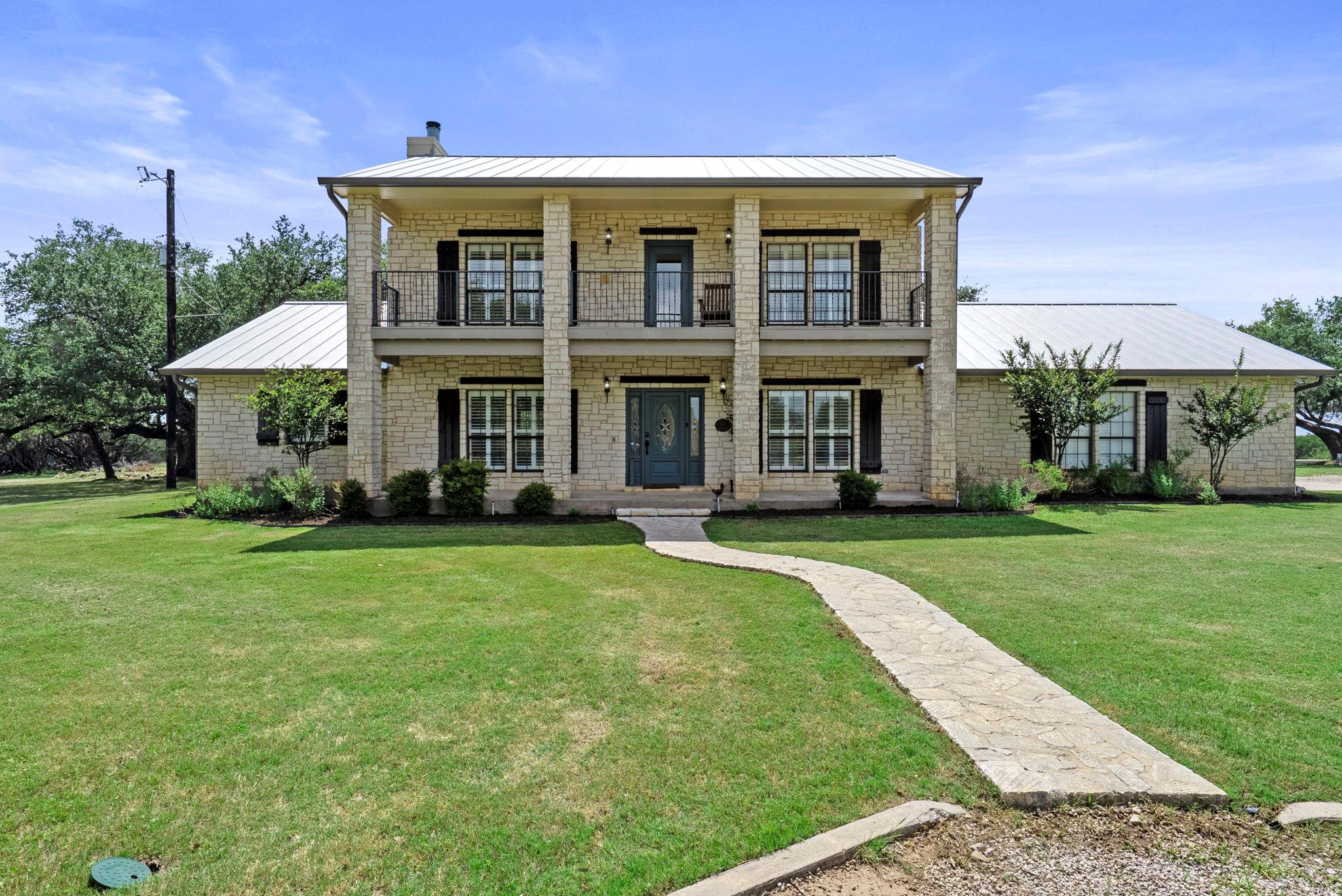 539 Oak Vista Dr, Burnet, TX 78611 — photo 1