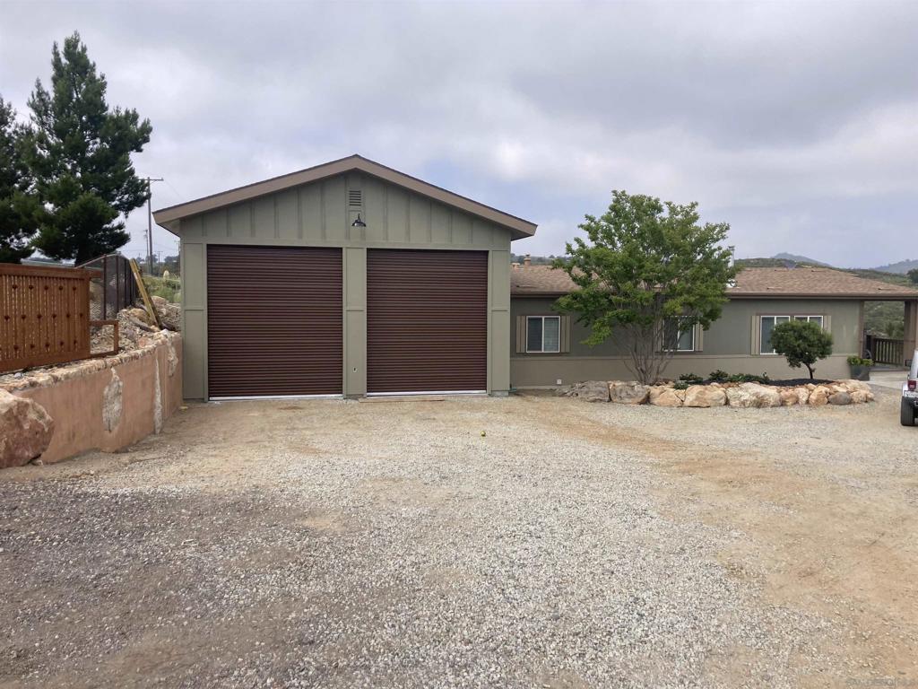 19987 Sunset Oaks Dr, Ramona, CA 92065 — photo 1
