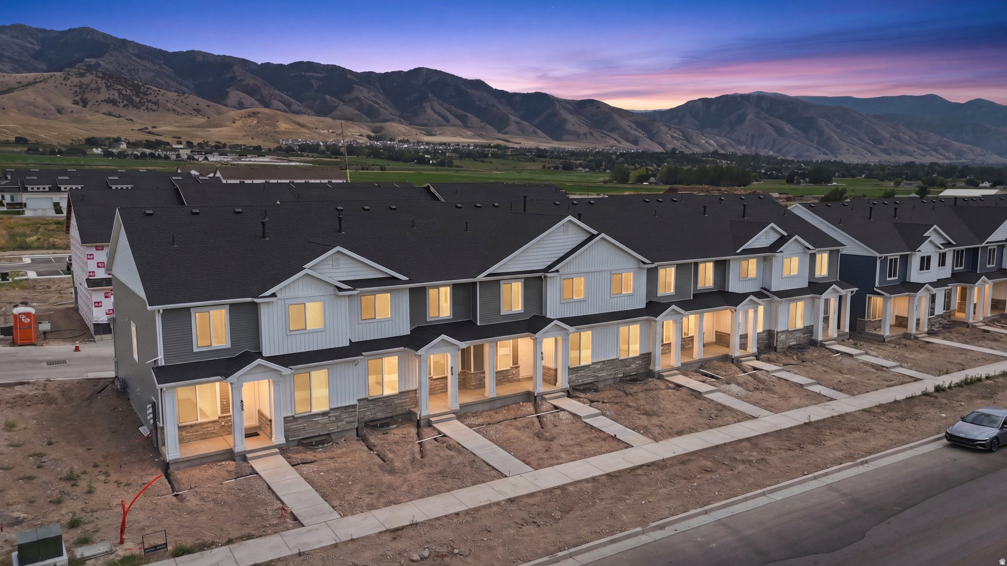 839 S 270 E #9, Smithfield, UT 84335 — photo 1