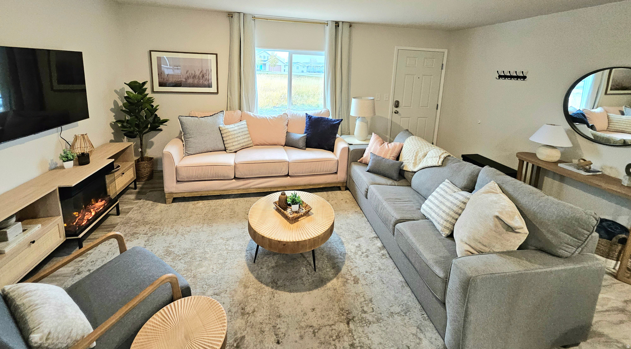 563 S ASPEN DR, Garden City, UT 84028 — photo 1